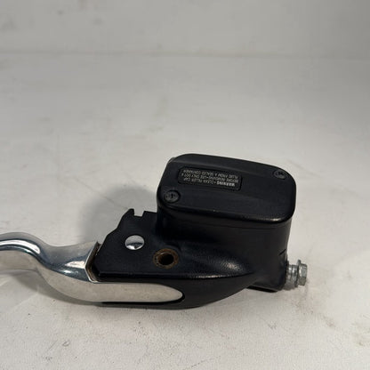 2017 - 2026 Harley-Davidson Softail Heritage Classic 114 Front Right Brake Lever Master Cylinder 41700233