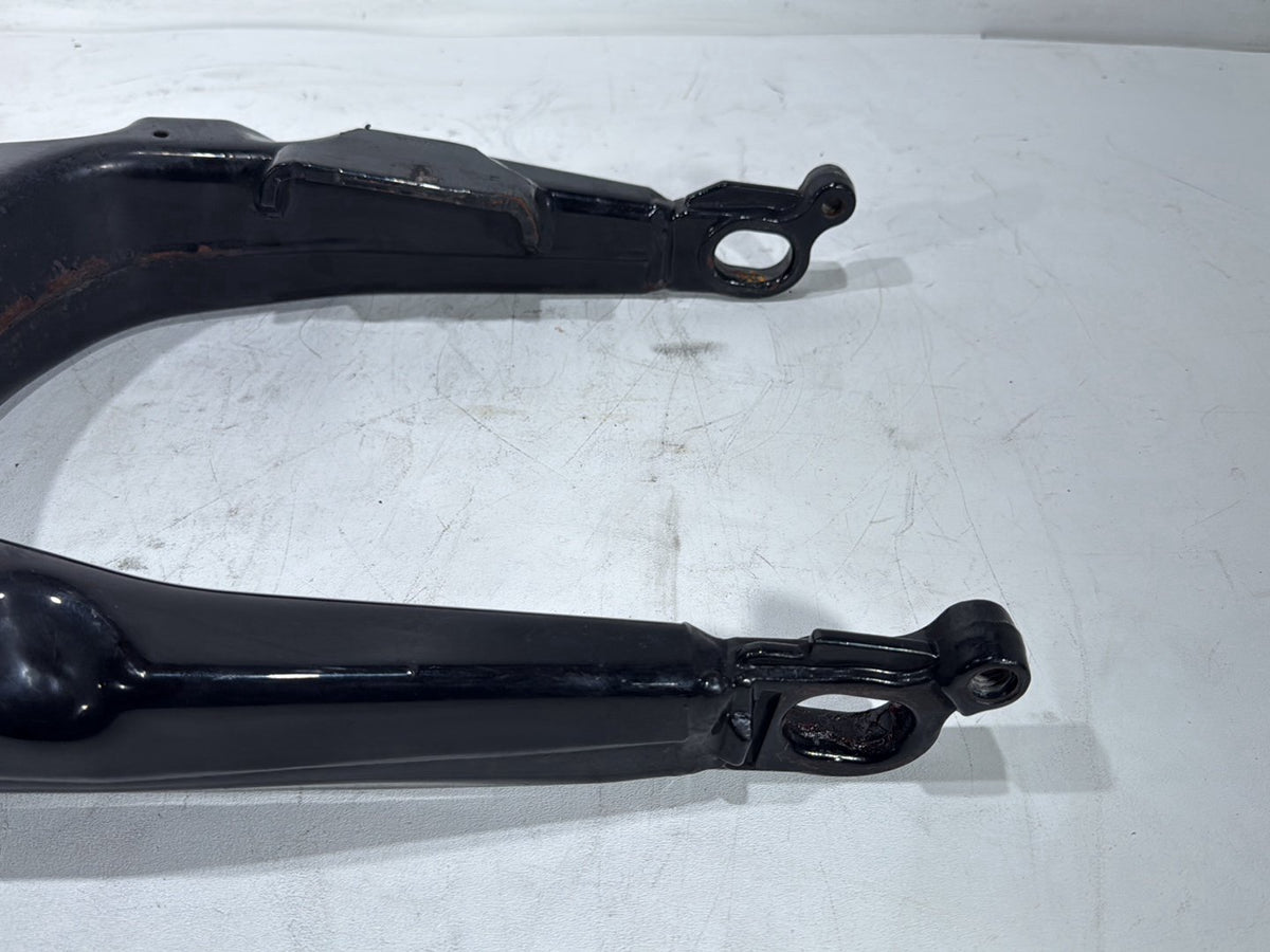 2013 Harley Electra Glide Touring Ultra FLHTCUI OEM Rear Fork Swingarm Swing Arm