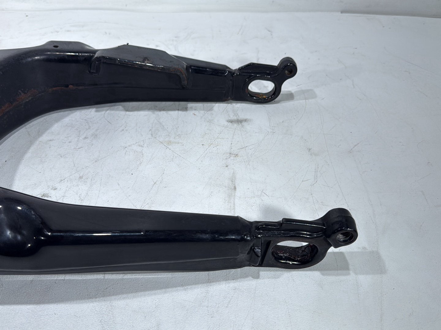 2013 Harley Electra Glide Touring Ultra FLHTCUI OEM Rear Fork Swingarm Swing Arm