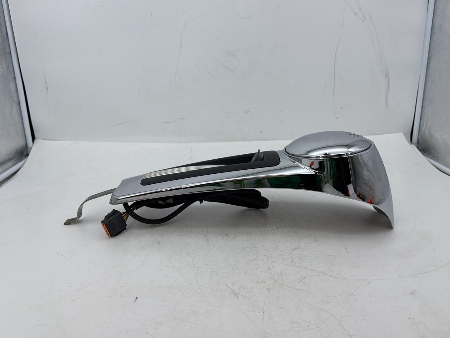 2008 Harley Touring FLHTCU Electra Glide Ultra OEM Fuel Gas Tank Dash Console NOKey