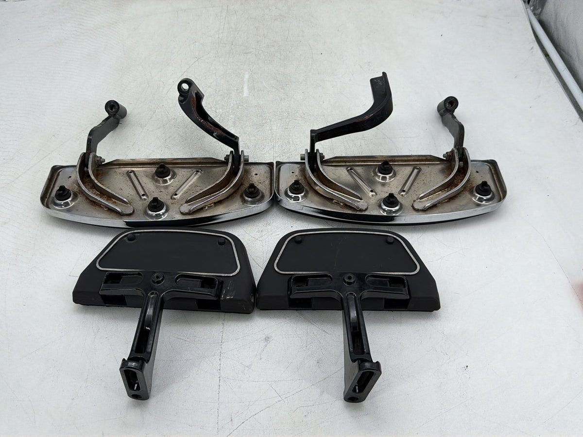 2011 Harley Electra Touring Ultra Left Right Driver & Pass Floorboard Foot Rest
