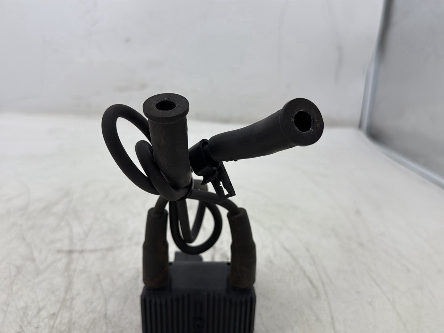2007 Harley Electra Glide Touring Ultra OEM Ignition Coil Spark Plugs Cable