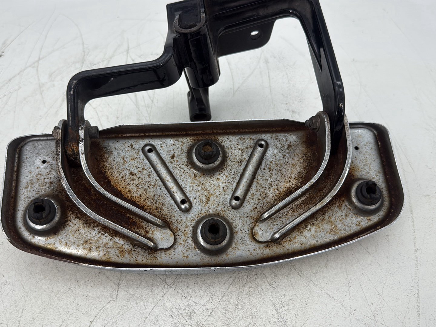 2006 Harley Softail FLSTCI Heritage Classic OEM Left Driver 1 Floorboard Foot Rest