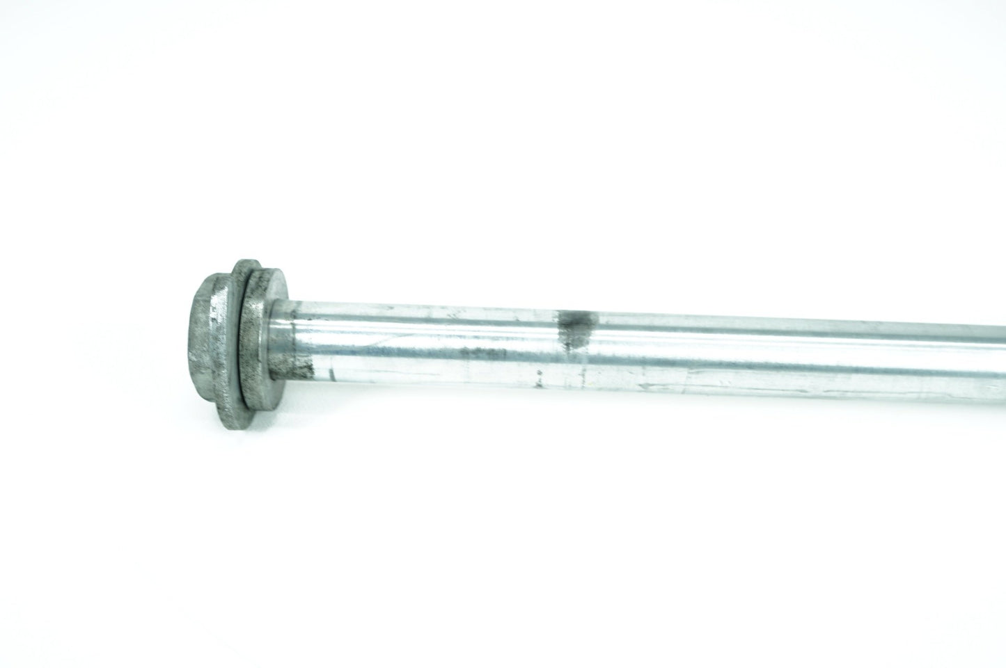 2007 - 2016 Harley-Davidson Touring CVO Electra Screamin Eagle Rear Wheel Axle Bolt Shaft 43000002