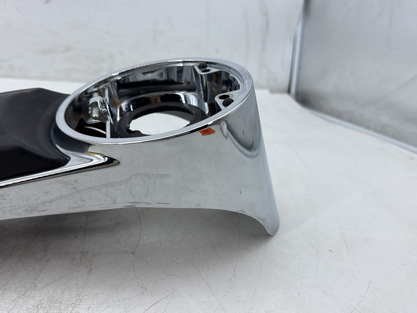 2005 Harley Electra Glide Touring Ultra FLHTCUI OEM Fuel Gas Tank Dash Console NOKey