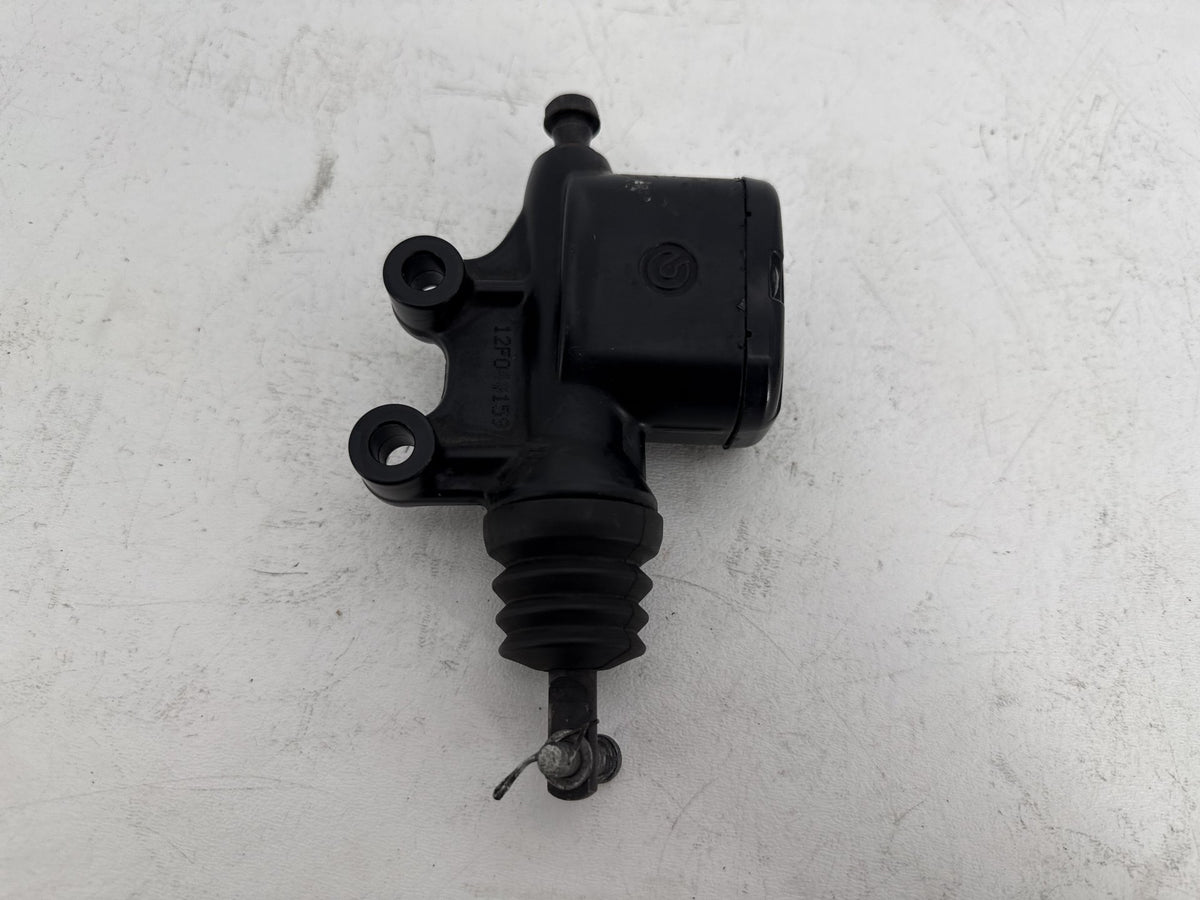 2013 Harley Street Glide Touring FLHX OEM Rear Brake Master Cylinder Reservoir