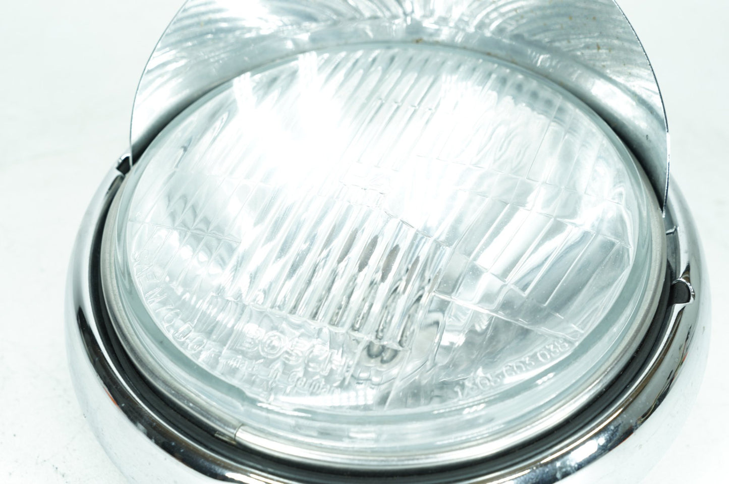 1984 - 1998 Harley-Davidson Touring Electra Glide Ultra Headlight Headlamp Head Light Halogen  	67702-81A
