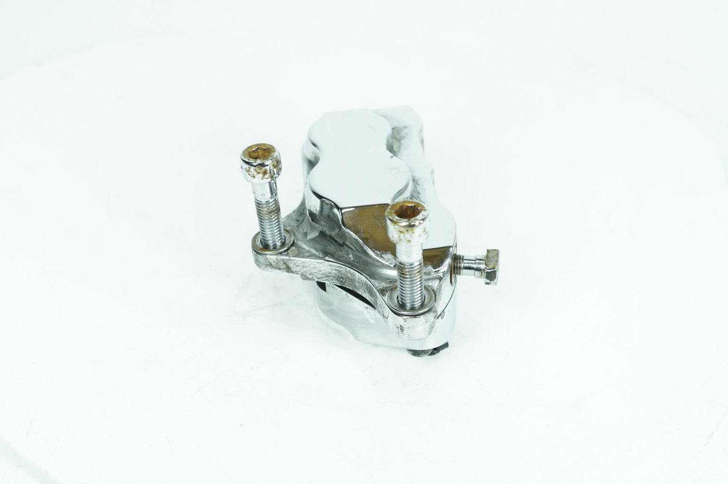 1999 - 2006 Harley-Davidson Touring Road King Front Right 1 Brake Caliper Hawg Halters