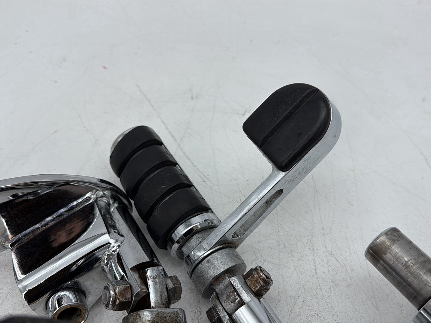 1998 Harley Softail Custom FXSTC OEM Left Driver Foot Controls Peg Rest