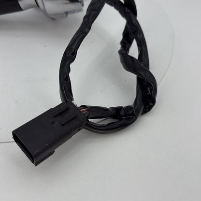 2007 - 2012 Harley-Davidson Touring Street Glide Right Engine Start Kill Switches Controls 71684-06