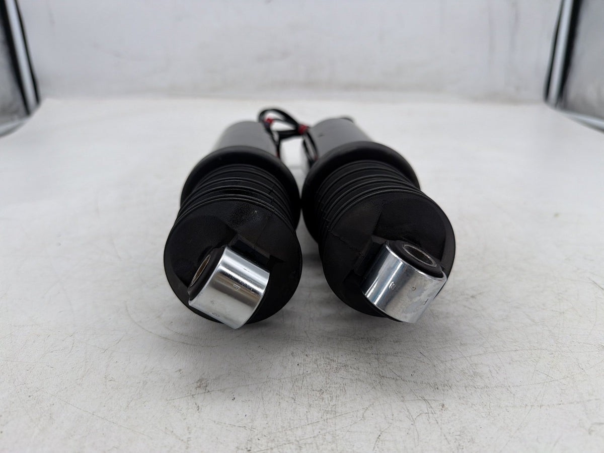 2010 Harley Electra Glide Touring OEM Rear Left Right Shock Absorbers Low 12"