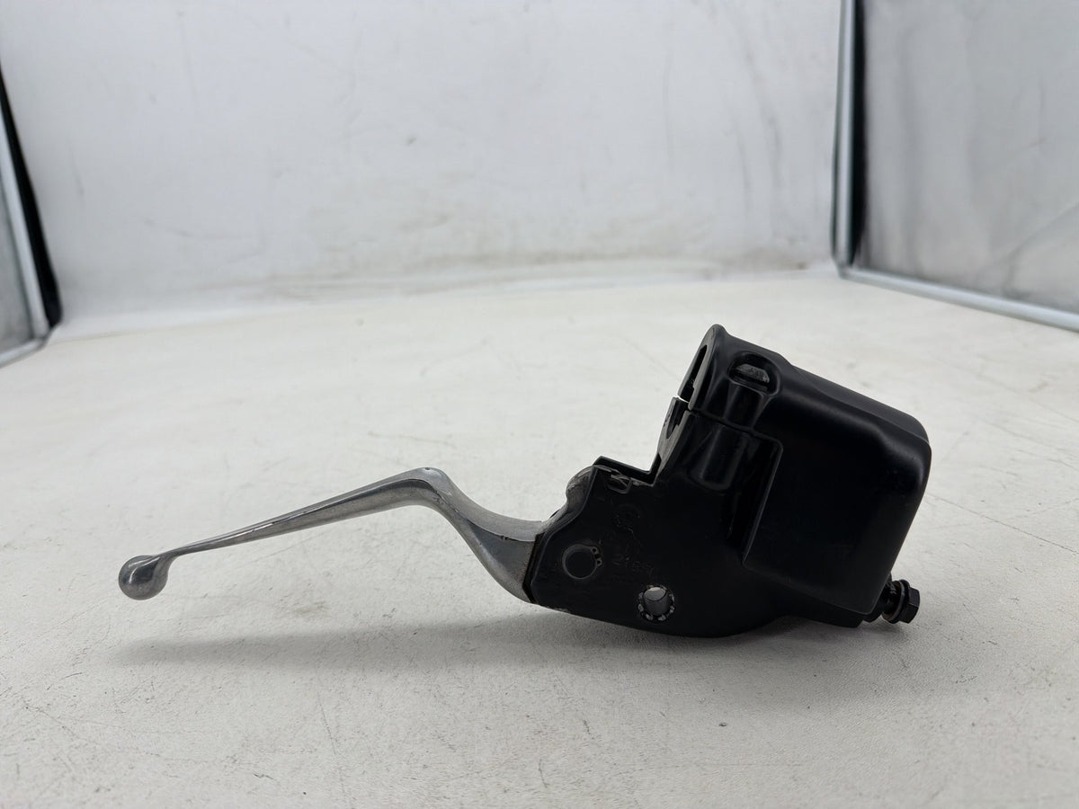 2016 Harley Road Glide Touring OEM Front Left Hand Clutch Lever Master Cylinder