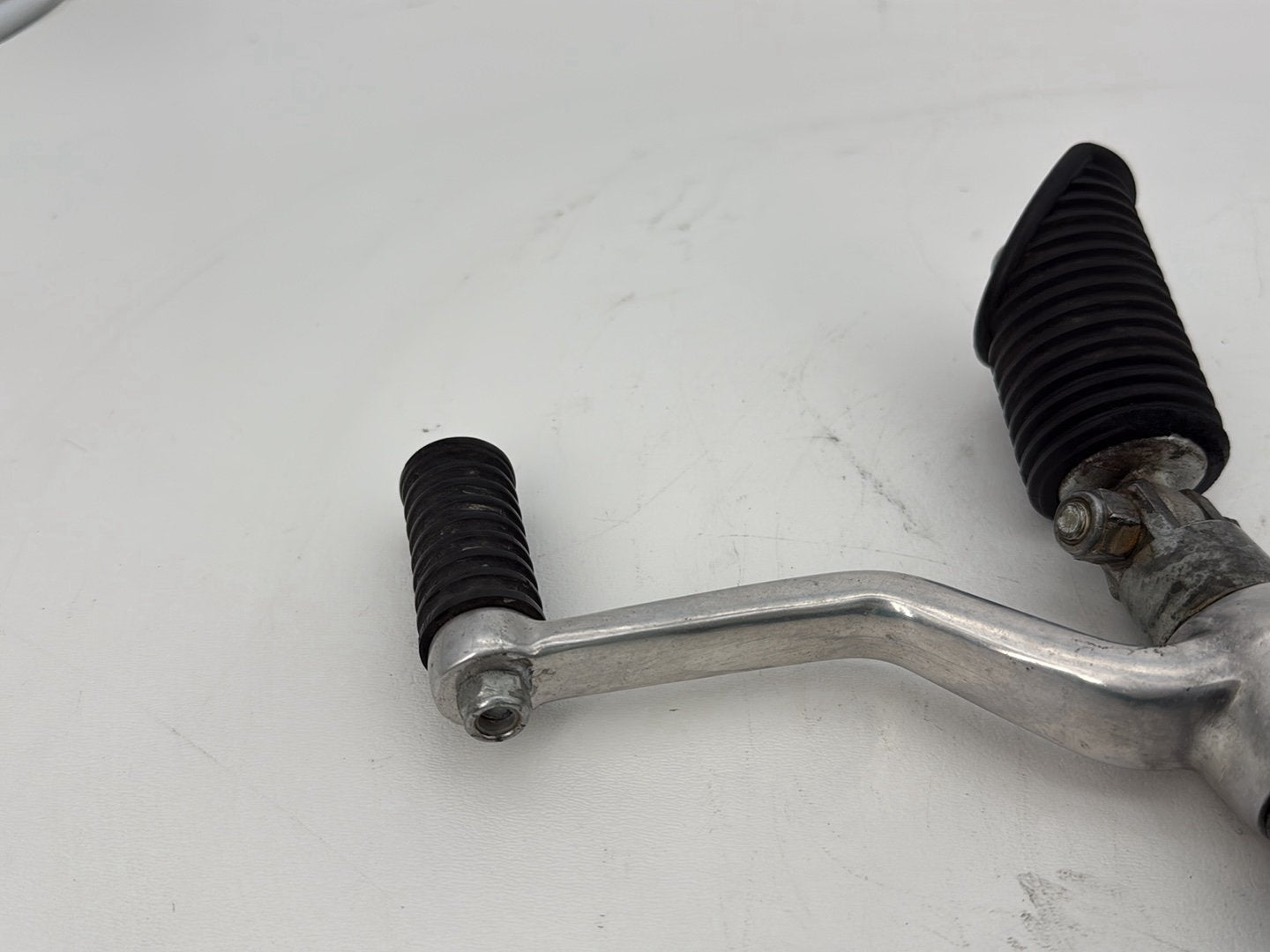 1993 Harley Sportster XLH883H Hugger 883 OEM Left Driver Foot Controls Peg Rest