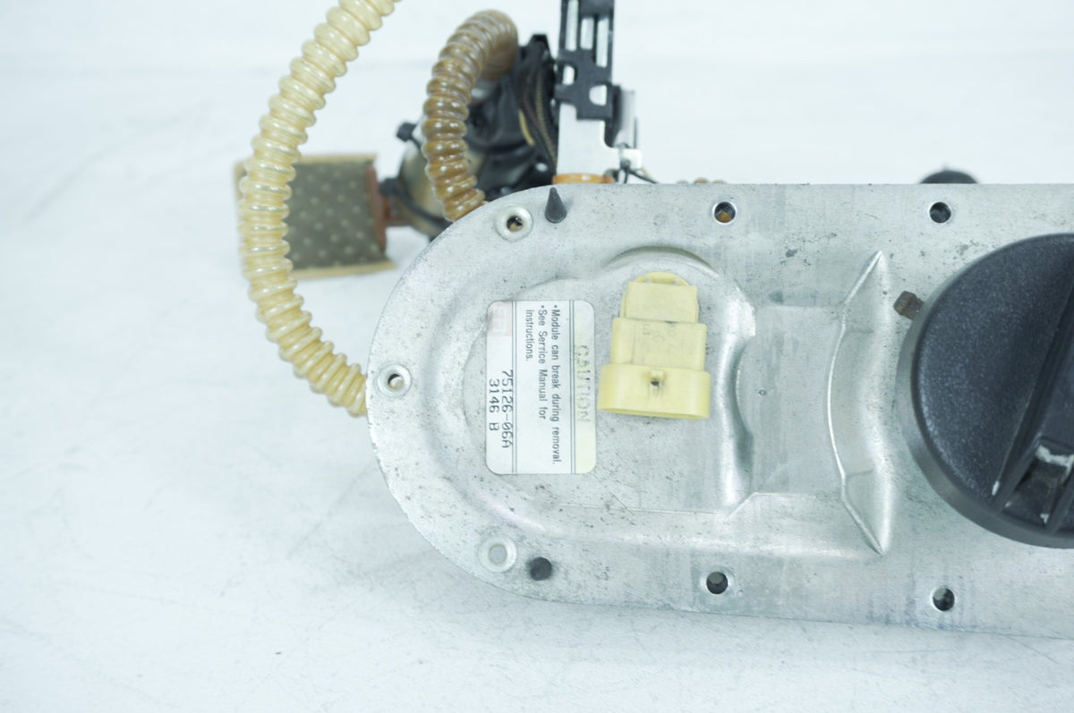 07 Harley Touring CVO Electra Screamin OEM Fuel Pump Gas Gasoline Petrol Sending