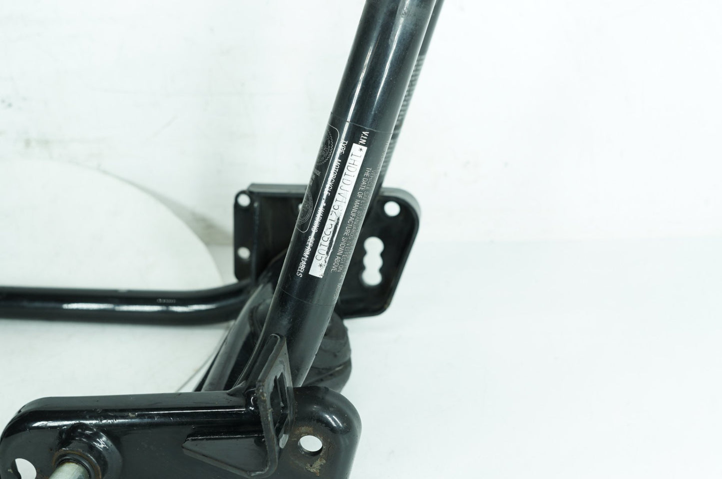 1999 - 2006 Harley-Davidson Touring Electra Glide Body Main Frame Chassis SLVG   47900-02A