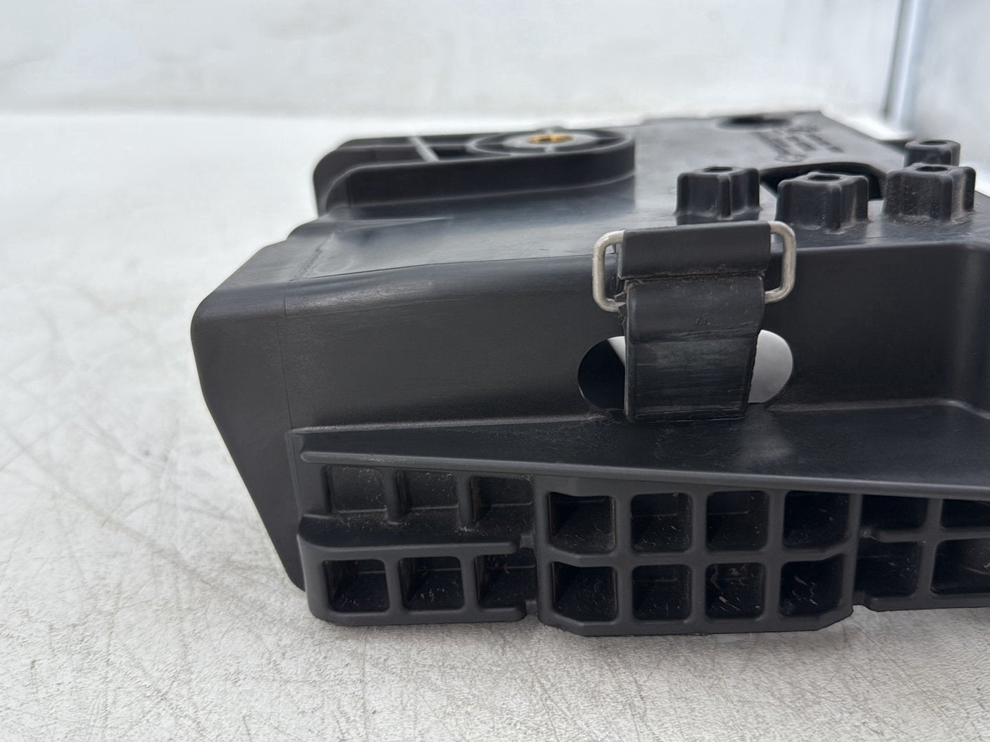 2010 Harley Dyna Fat Bob FXDF OEM Battery Tray Bracket Holder Carrier