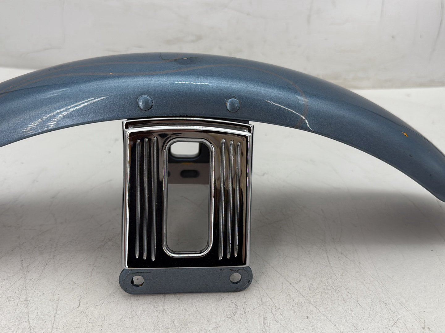 2000 Harley Dyna FXDWG Wide Glide OEM Front Wheel Fender Shell Panel