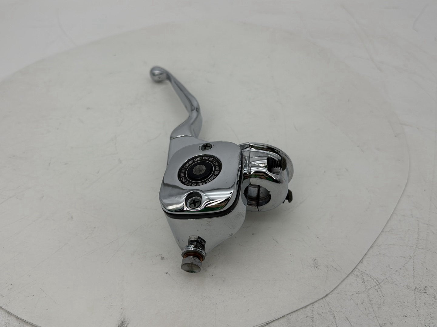1999 - 2006 Harley-Davidson Touring CVO Screamin Eagle Road King Front Right Brake Lever Master Cylinder 45179-02A