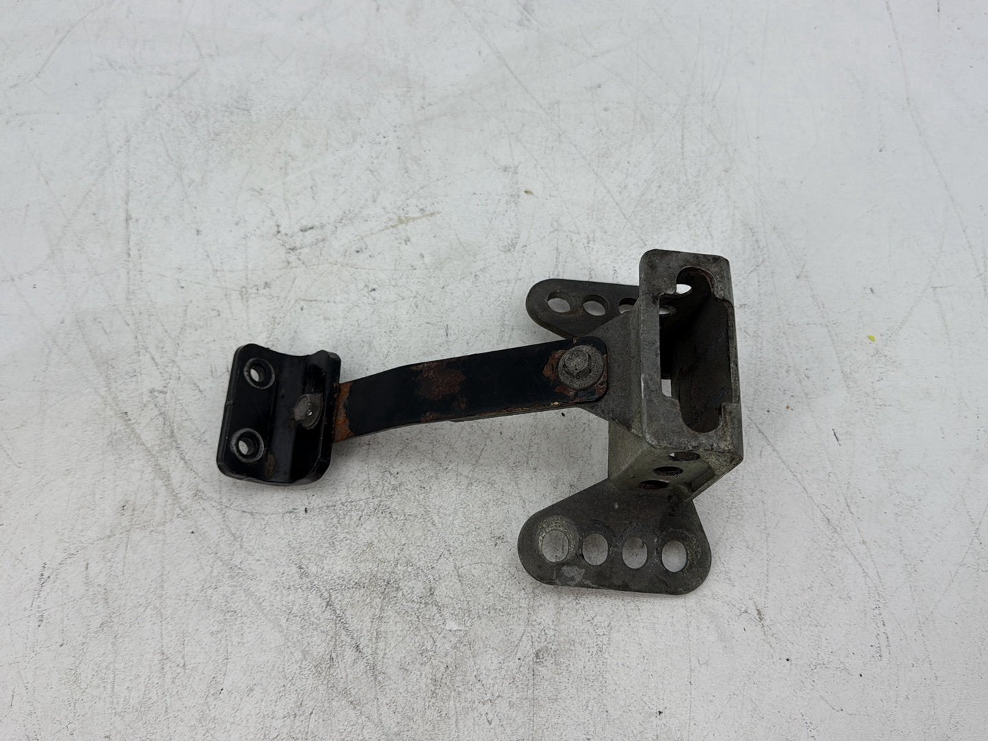 2018 Harley Electra Glide Touring Driver Rider Backrest Bracket Mount 52589-09A