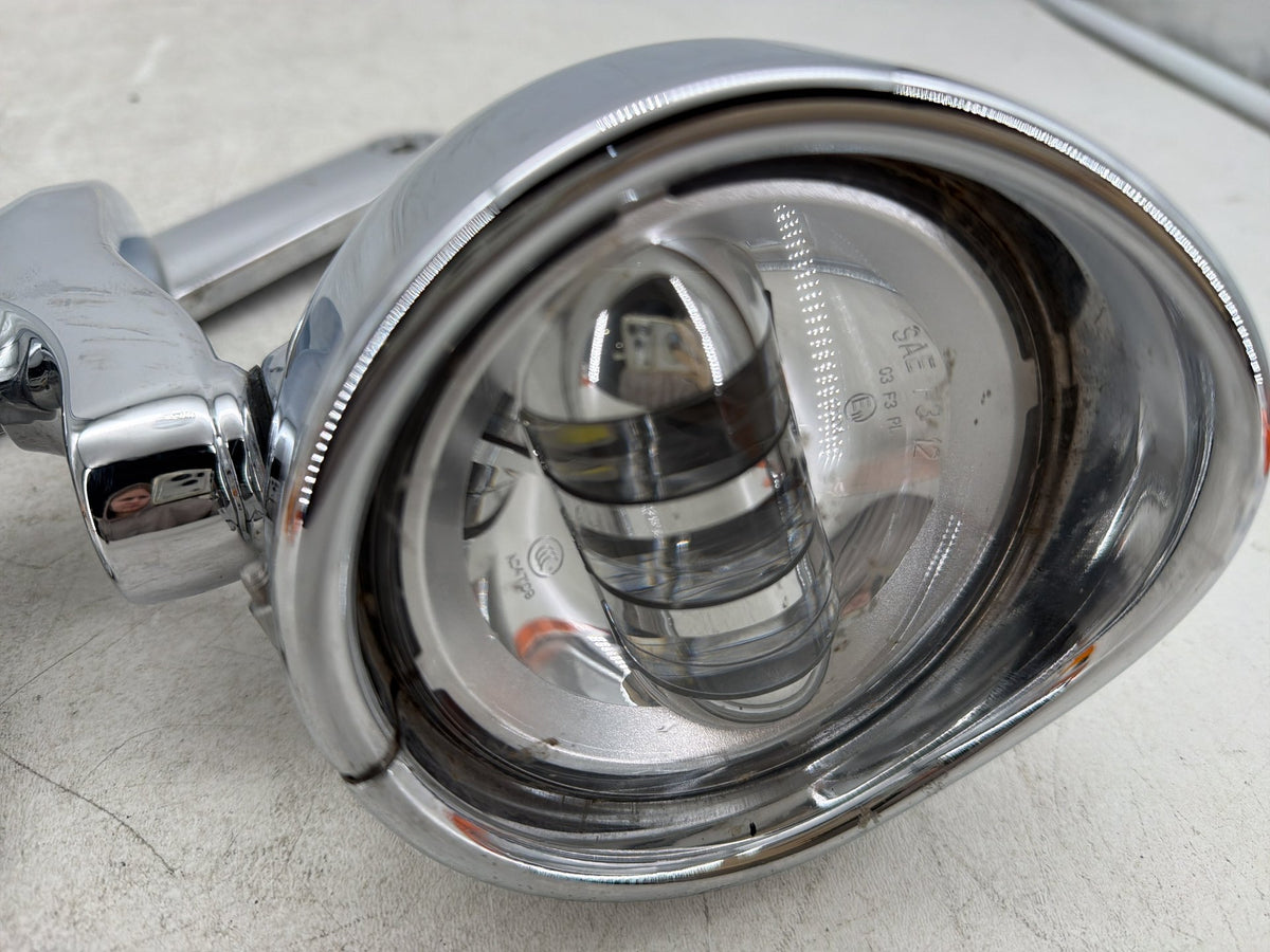 2015 Harley Electra Glide Touring Ultra OEM Front Right 1 Turn Signal Indicator