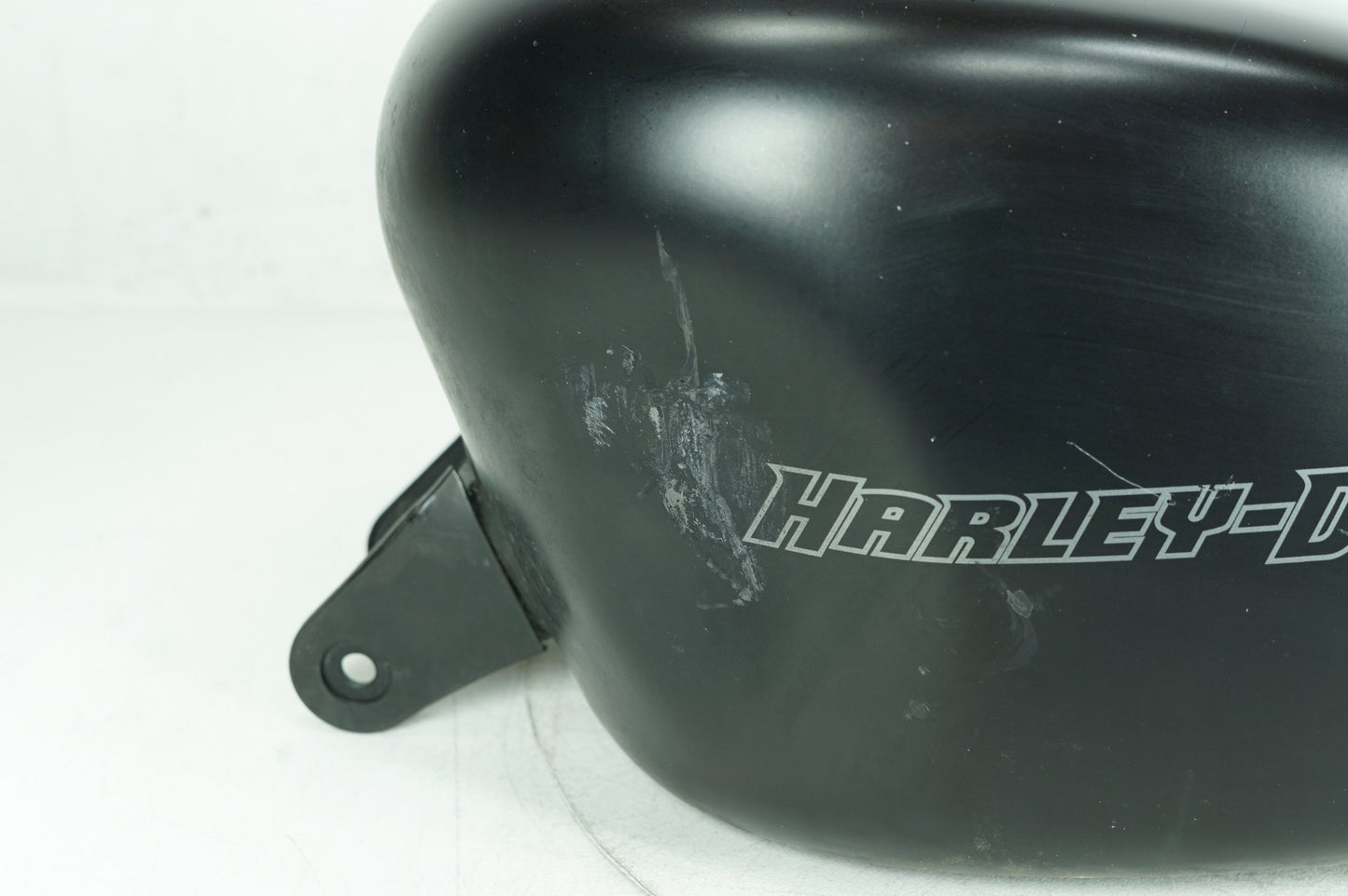 2004 - 2022 Harley-Davidson Sportster Iron 883 Fuel Gas Tank Gasoline Reservoir   61405-07