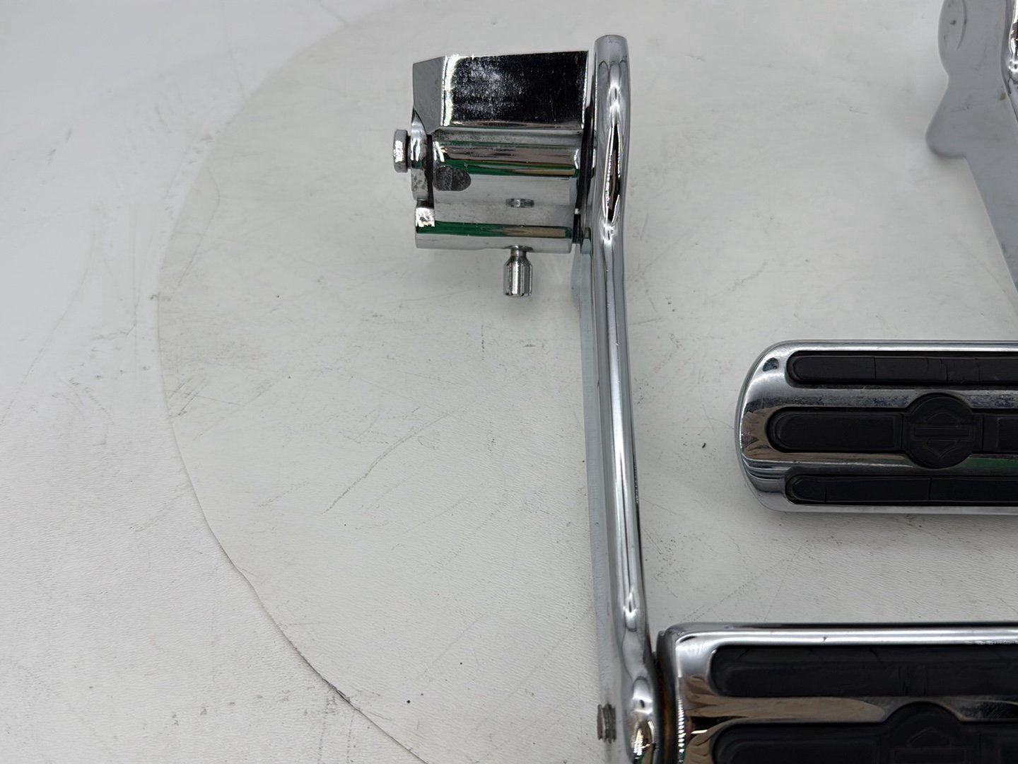 1999 - 2006 Harley-Davidson Touring CVO Screamin Eagle Road King Passenger Left & Right Foot Pegs Kuryakyn