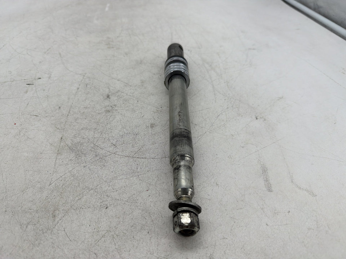 2004 Harley Electra Glide CVO Screamin Eagle OEM Front Wheel Axle Bolt Shaft