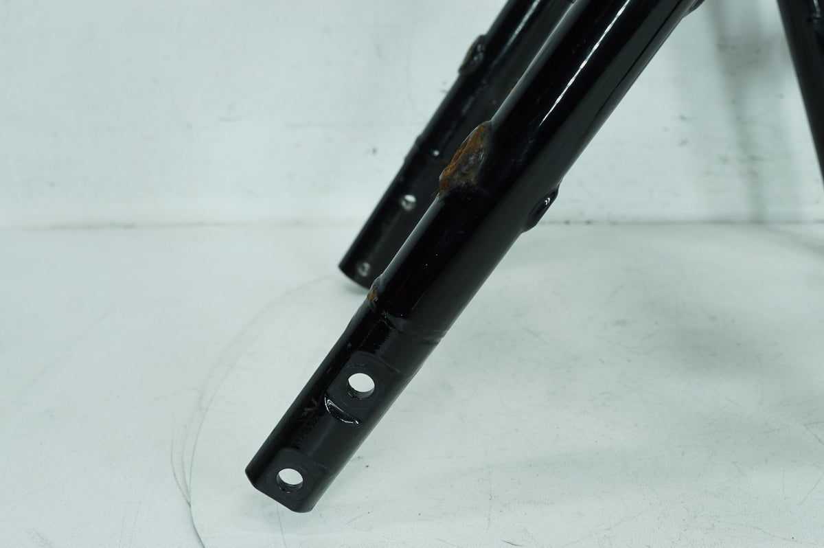 2010 Harley Touring Electra Classic OEM Rear Back Sub Frame Rail Bar 48079-09BHP