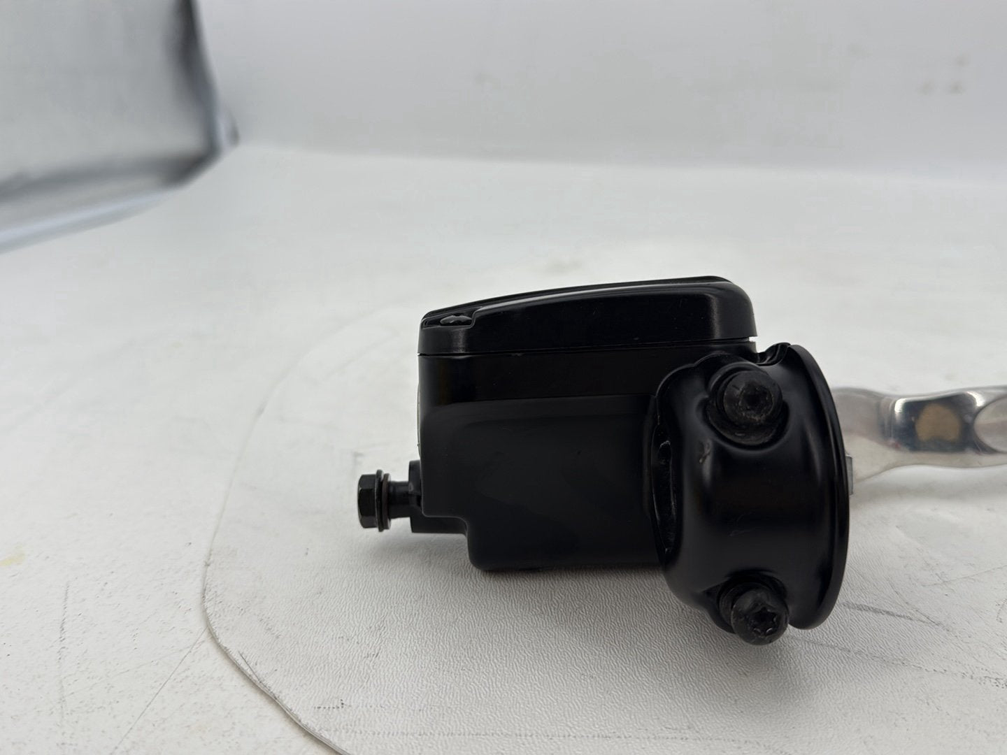 2019 - 2023 Harley-Davidson Touring Street Glide Front Brake Lever Master Cylinder Reservoir 44551-08E
