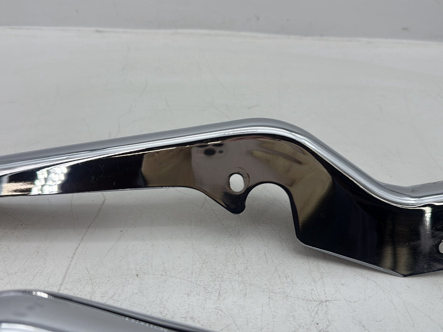 2007 Harley Touring FLHTCU Electra Glide Ultra OEM Rear Left Right Fender Struts Bracket