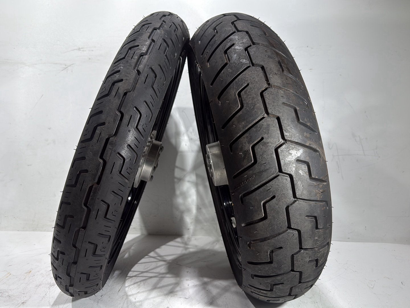 2009 Harley Dyna Street Bob FXDB OEM Front Rear Wheel Rim Tire Spoked 17" 19"
