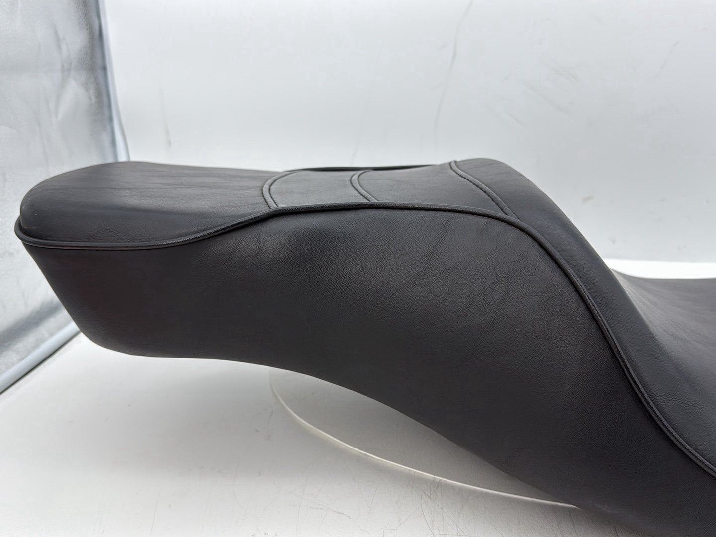 2002 Harley Dyna FXD Super Glide OEM Passenger Rider Driver Seat Saddle