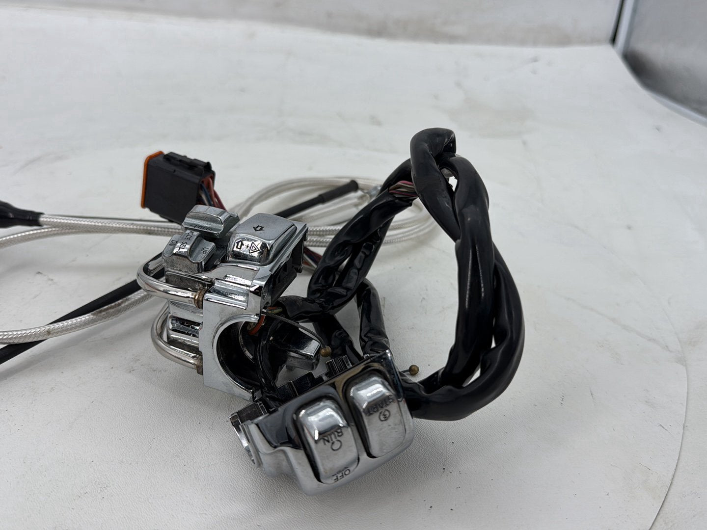 2005 Harley Road Glide Touring FLTRI OEM Right Engine Start Kill Switches Controls