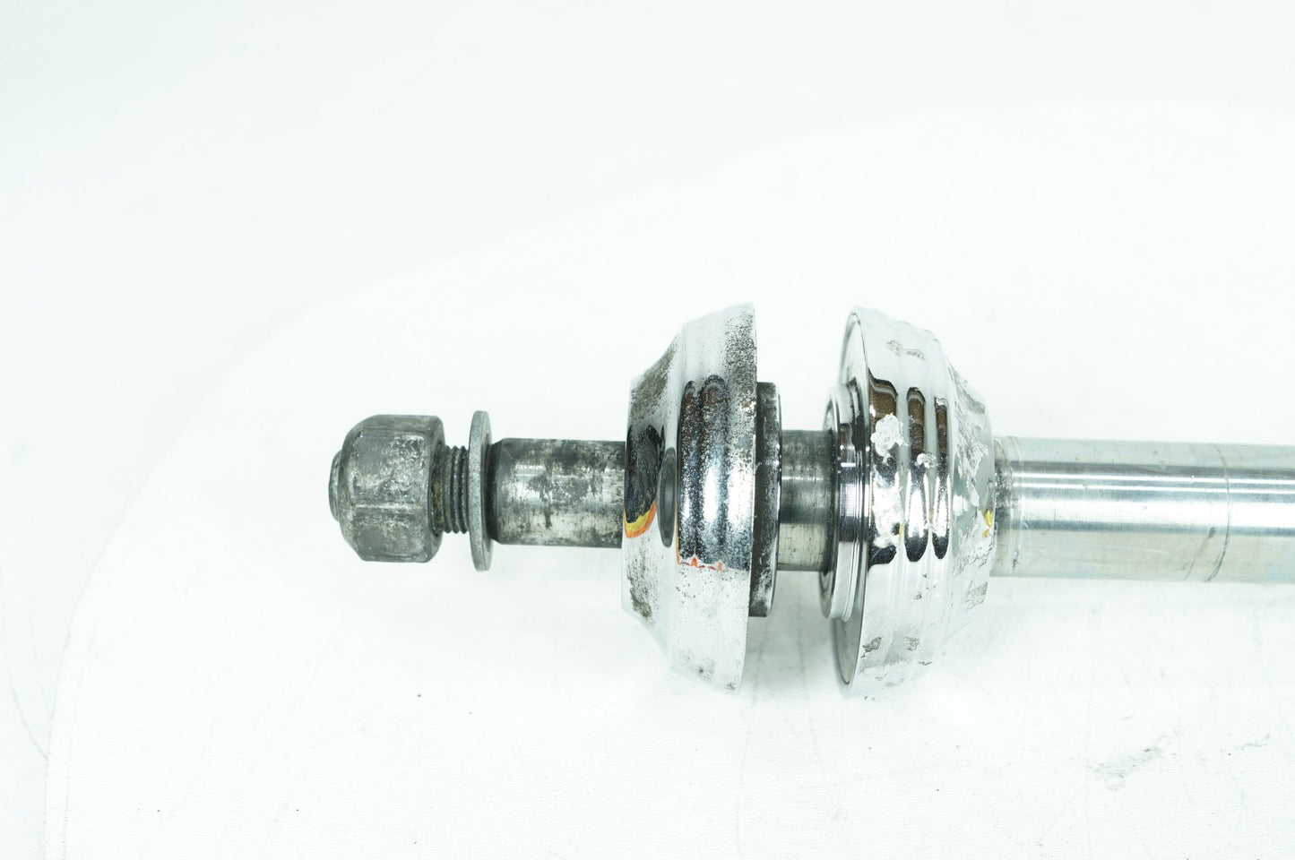 2008 - 2016 Harley-Davidson Touring Road Glide Custom Front Wheel Axle Bolt Shaft 41547-07A