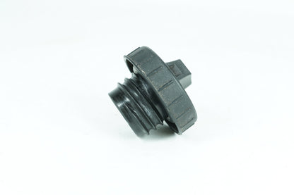 1999 - 2006 Harley-Davidson Touring Electra Glide Classic Fuel Gas Tank Cap Bushing Hub 61274-92
