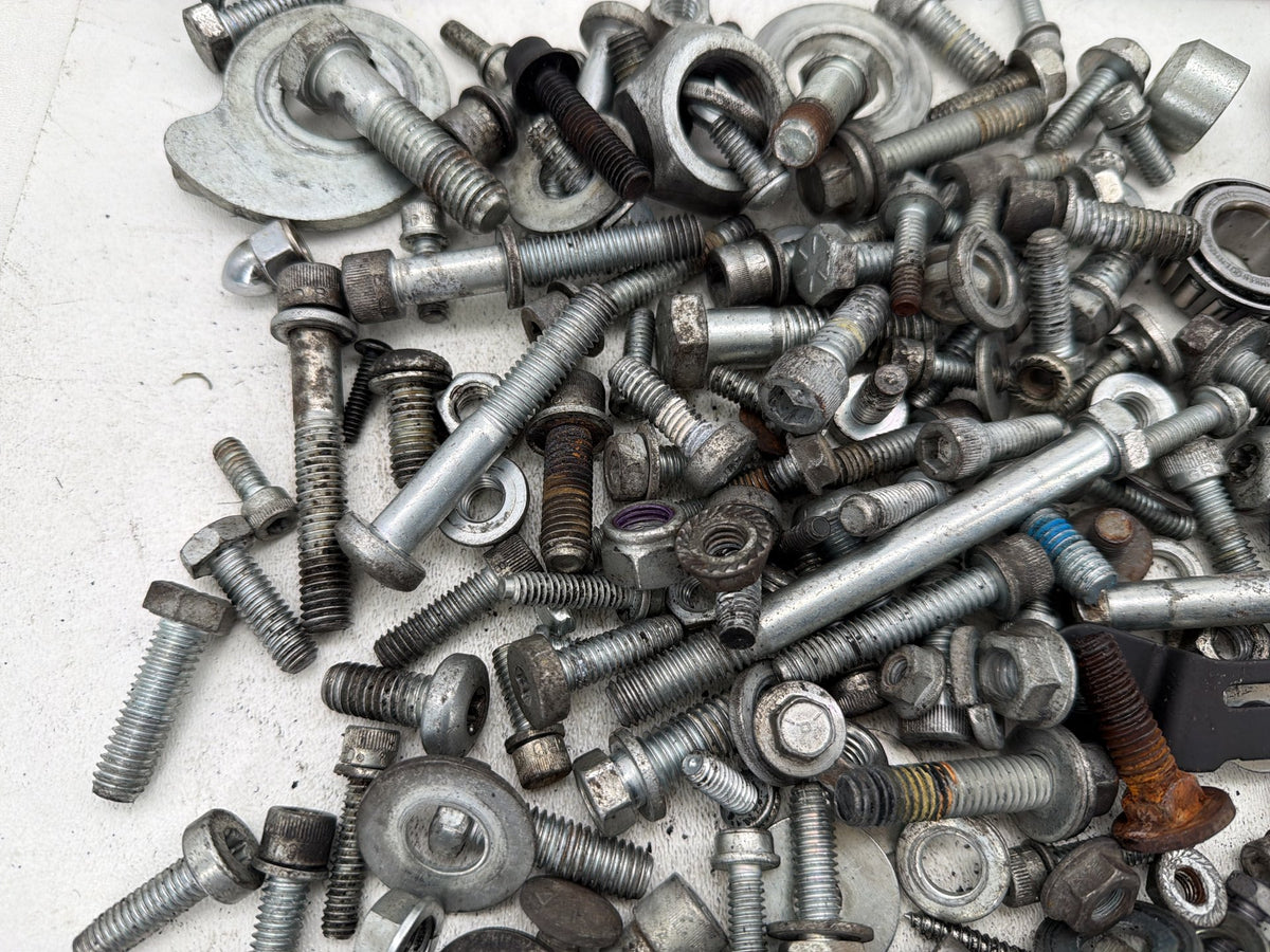2016 Harley Road Glide Touring FLTRXS OEM Hardware Bolts Nuts & Brackets