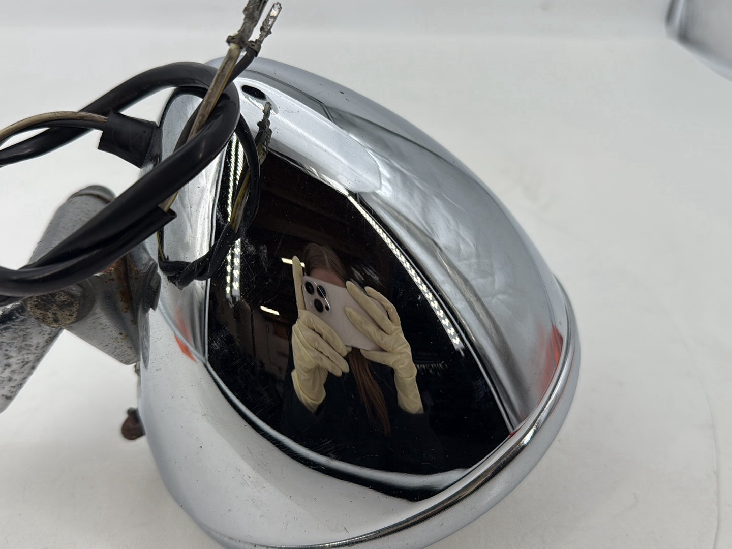 2004 - 2013 Harley-Davidson Sportster 883 Custom Headlight Headlamp Head Light Halogen  	69681-04A