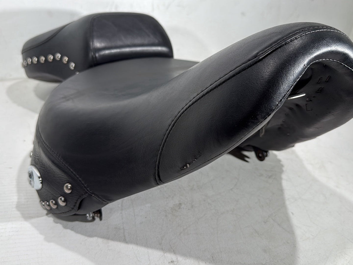 04 Harley Heritage Softail Classic FLSTCI OEM Passenger Rider Driver Seat Saddle