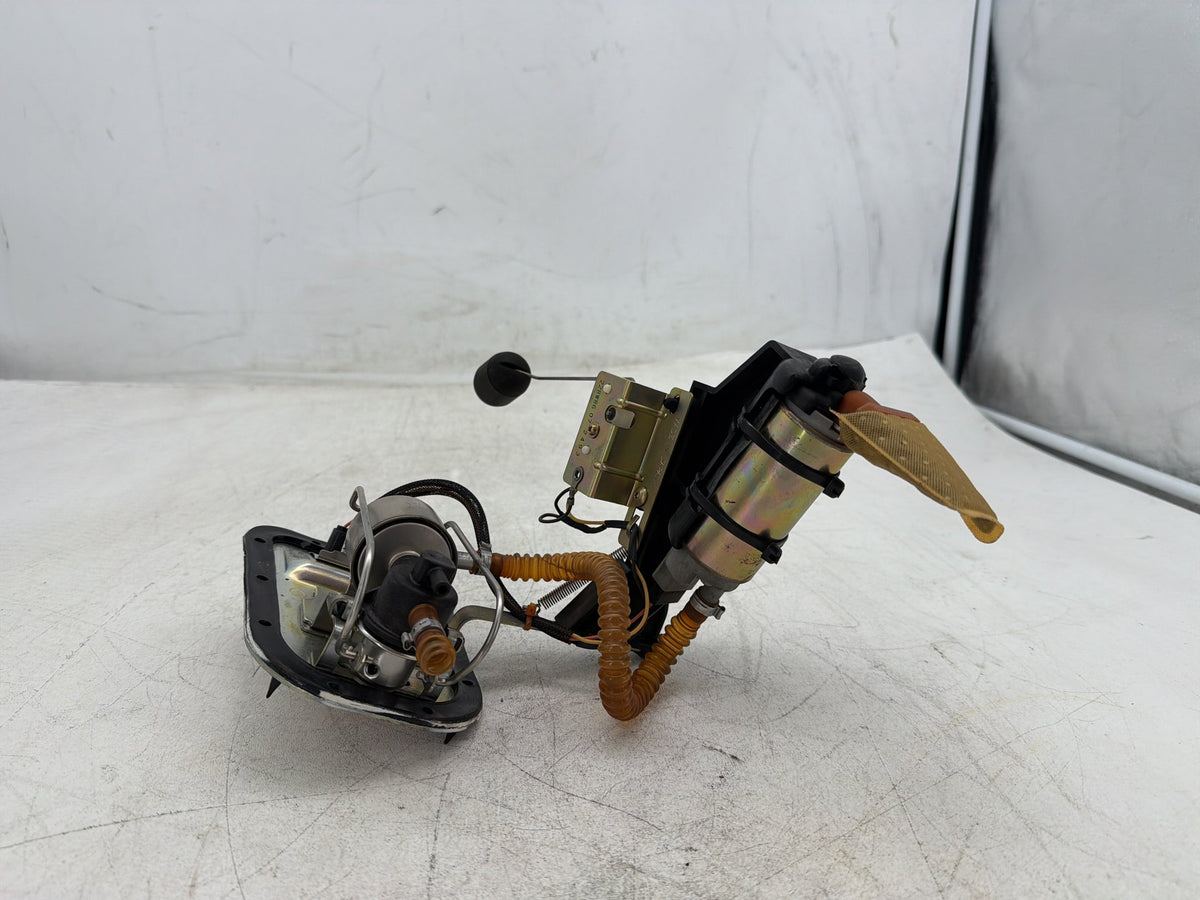 2004 Harley Heritage Softail Classic OEM Fuel Pump Gas Gasoline Petrol Sending