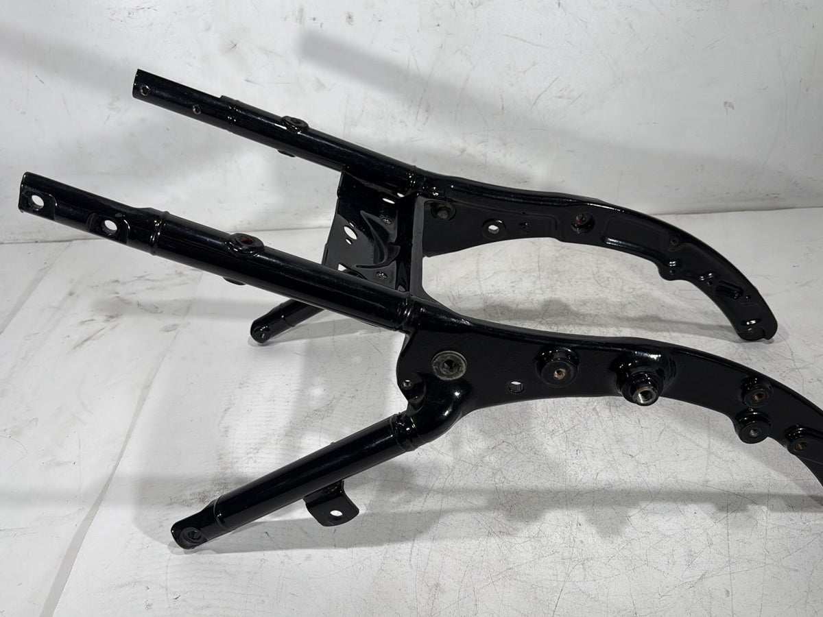 2010 Harley Street Glide Touring FLHX OEM Rear Sub Frame Subframe Tail Rail