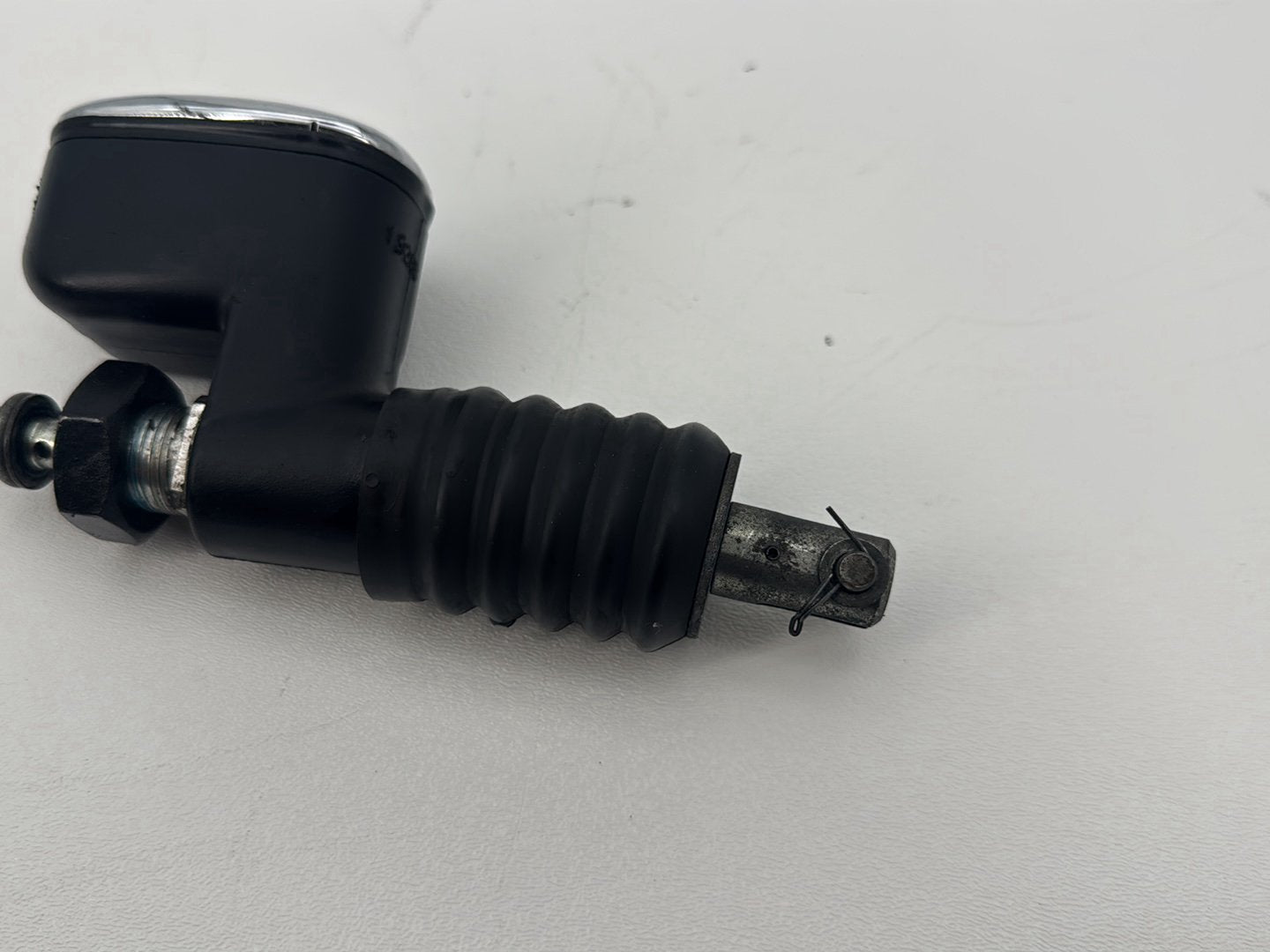1999 - 2006 Harley-Davidson Touring Electra Glide Classic Rear Brake Master Cylinder Reservoir 41755-99D