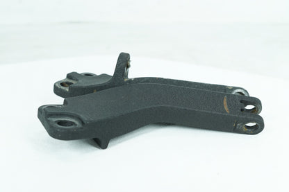 2007 - 2017 Harley-Davidson Dyna Switchback Left Right Foot Rest Peg Support Bracket 49224-06A