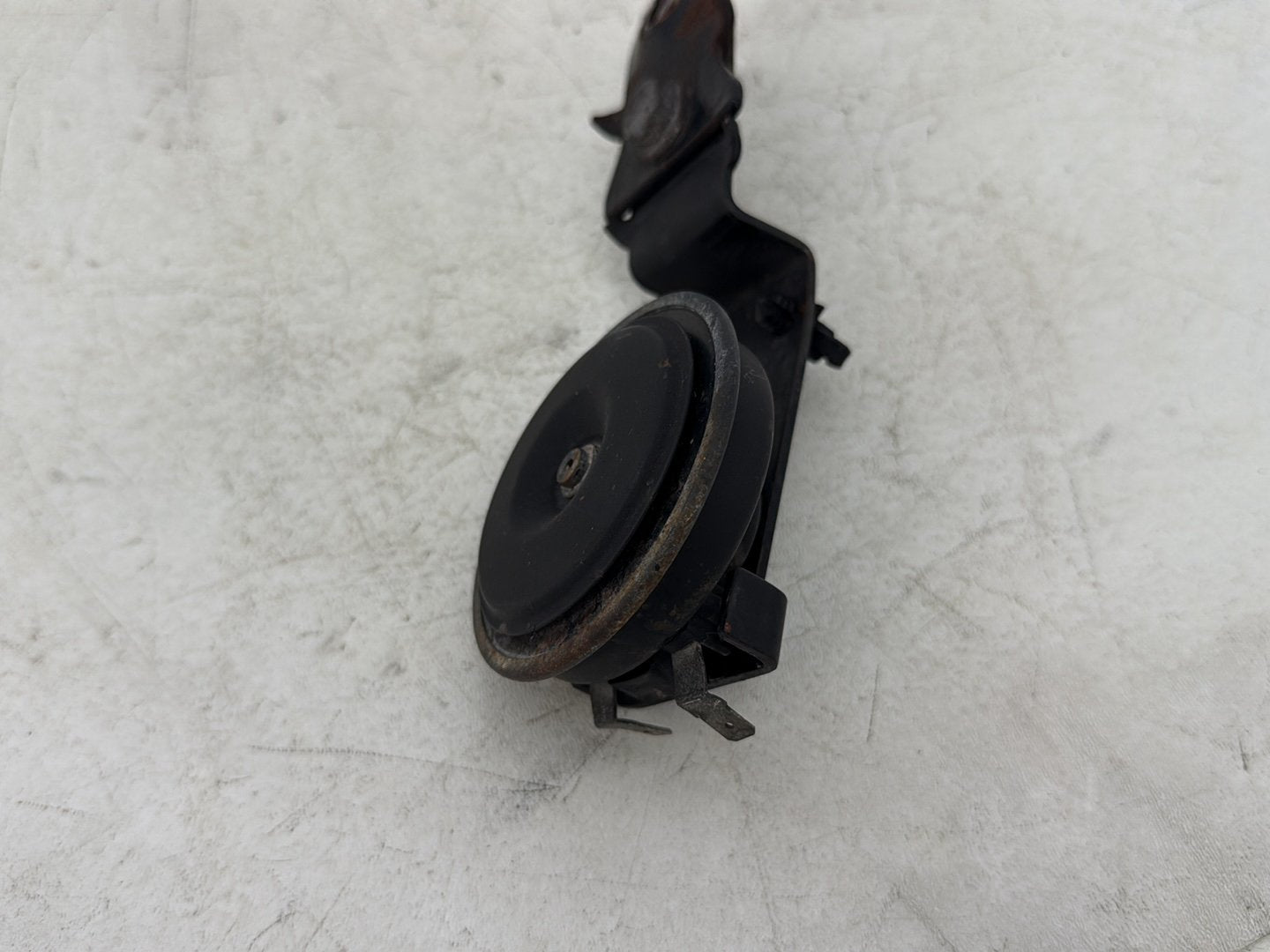 2015 Harley Dyna Low Rider FXDL OEM Signal Horn Klaxon Beep