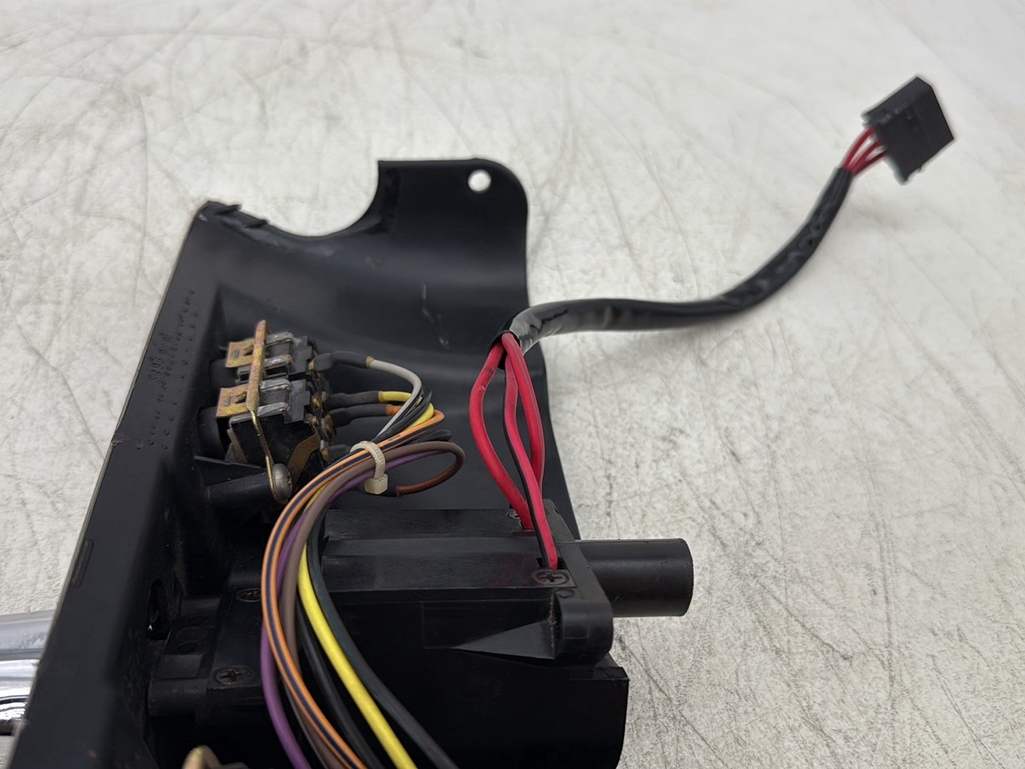 1998 Harley Touring FLHTCUI Electra Glide Ultra OEM Dash Ignition Cap Switch Lockset NO Key