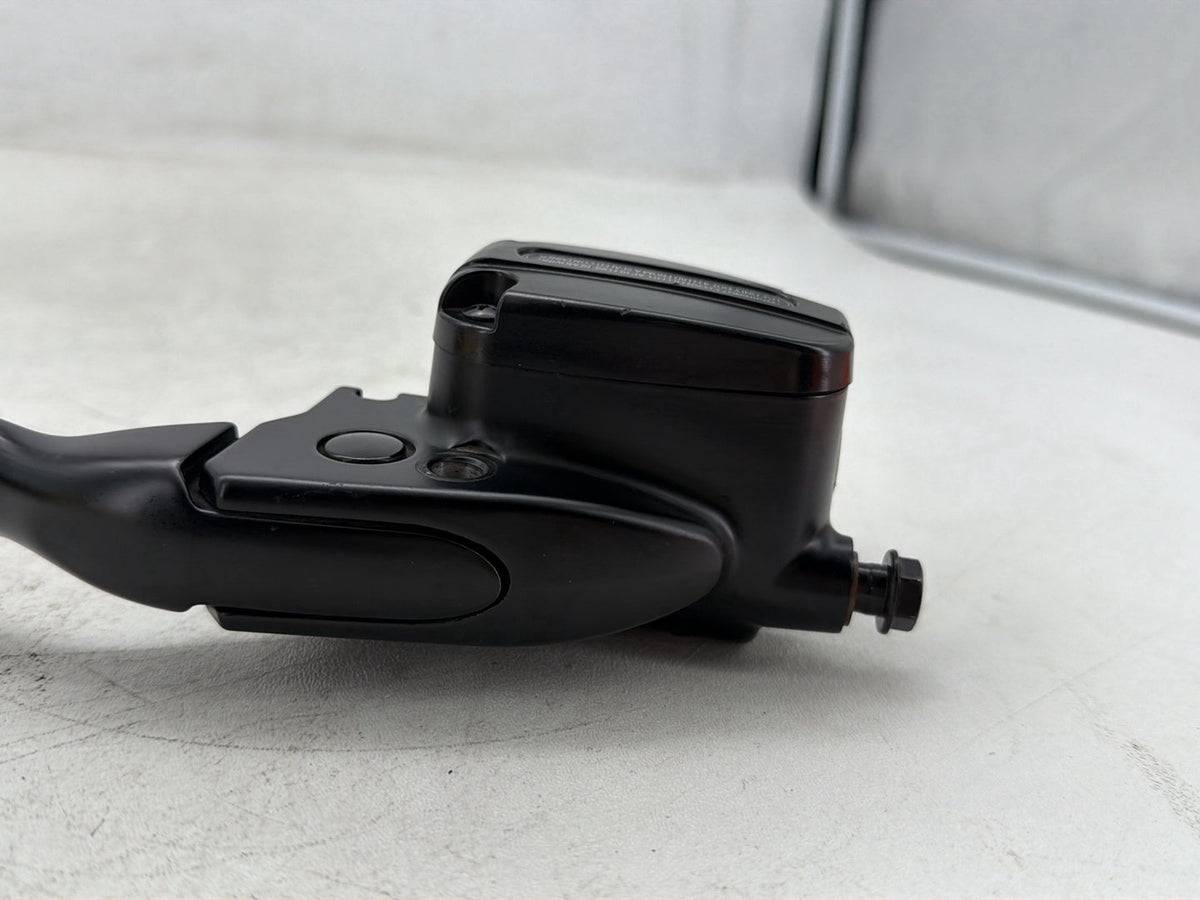 2018 Harley Road Glide Touring FLTRXS OEM Front Right Brake Lever Master Cylinder