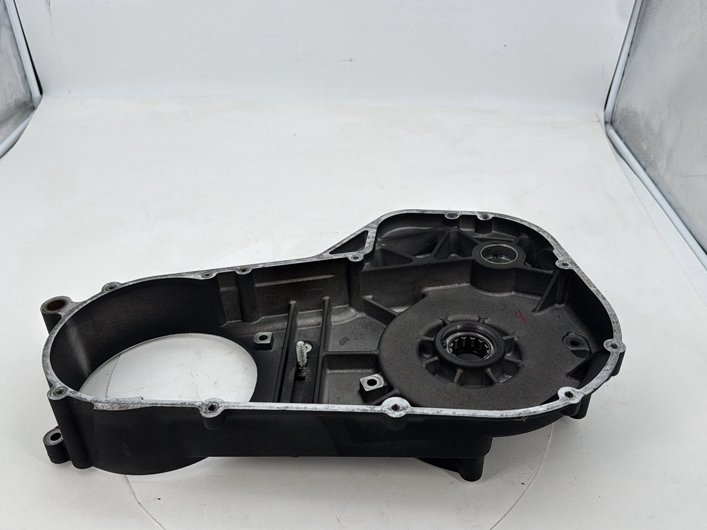 1999 - 2006 Harley-Davidson Touring Electra Glide Ultra Inner Primary Clutch Cover 60677-01C