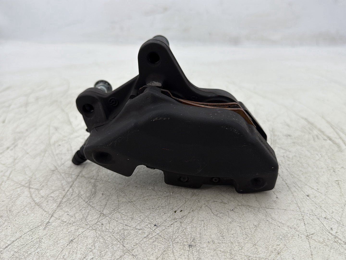 2015 Harley Road Glide Touring FLTRXS OEM Front Left 1 Brake Caliper