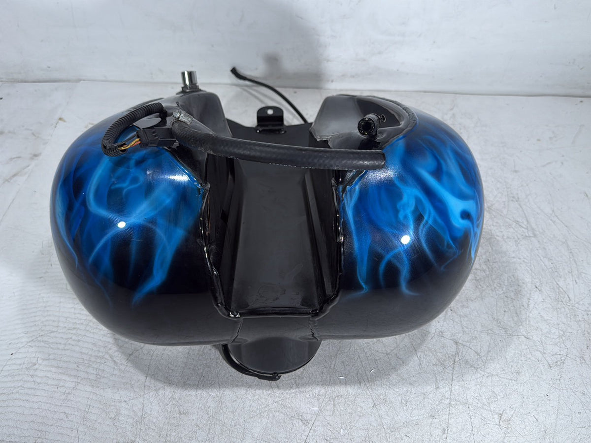 2005 Harley Road King Touring Police OEM Fuel Gas Tank Gasoline Reservoir
