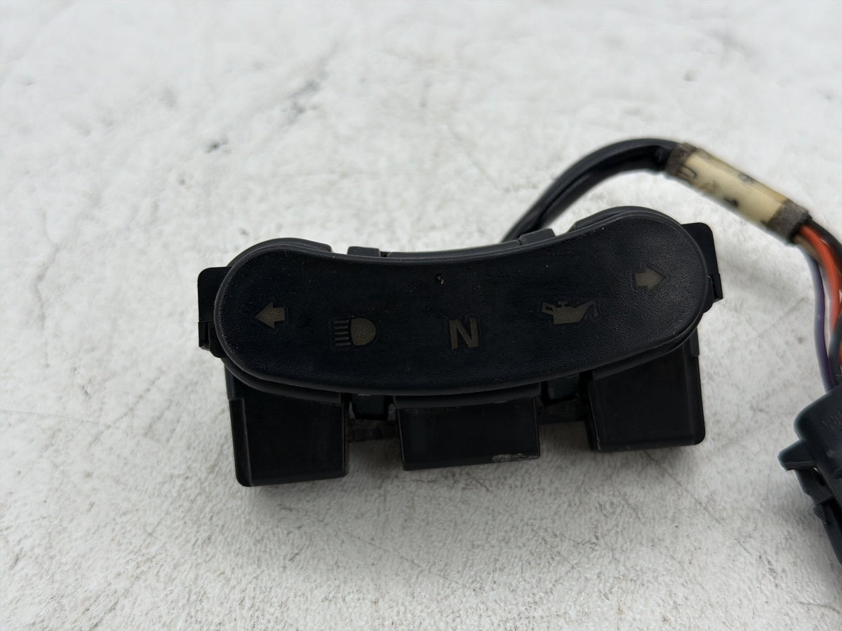 2006 Harley Road King Touring Custom OEM Dash Indicator Lamp Wire Plug In