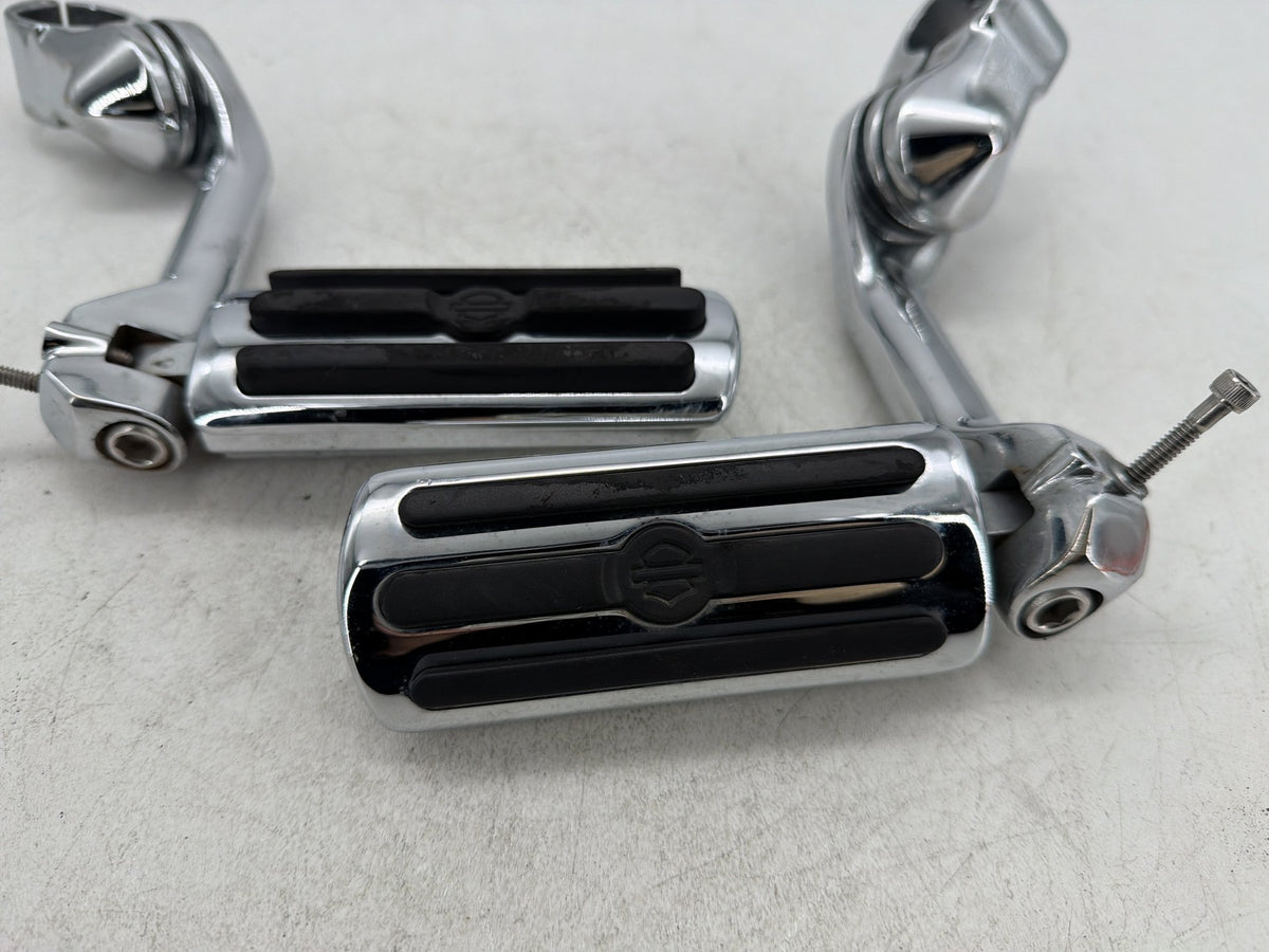 2012 Harley Electra Glide Touring Ultra OEM Front Right Left Highway Foot Pegs